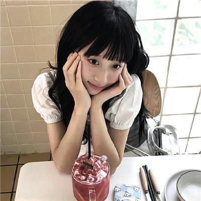 燕子与鹦鹉